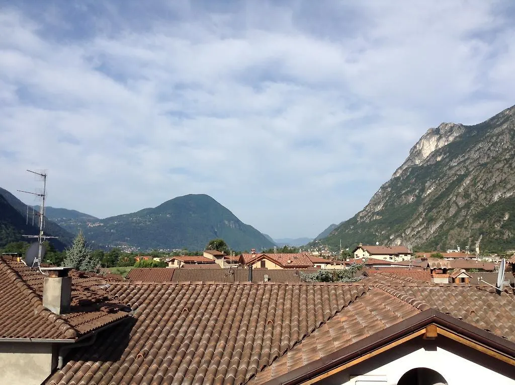Mansarda Porlezza Apartment